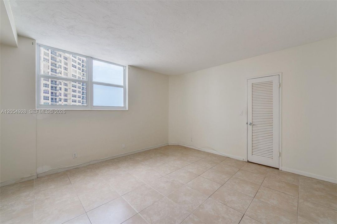 En Venta: $360,000 (1 camas, 1 baños, 911 Pies cuadrados)