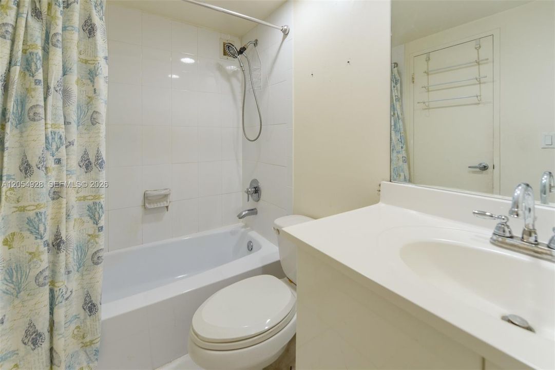 En Venta: $360,000 (1 camas, 1 baños, 911 Pies cuadrados)
