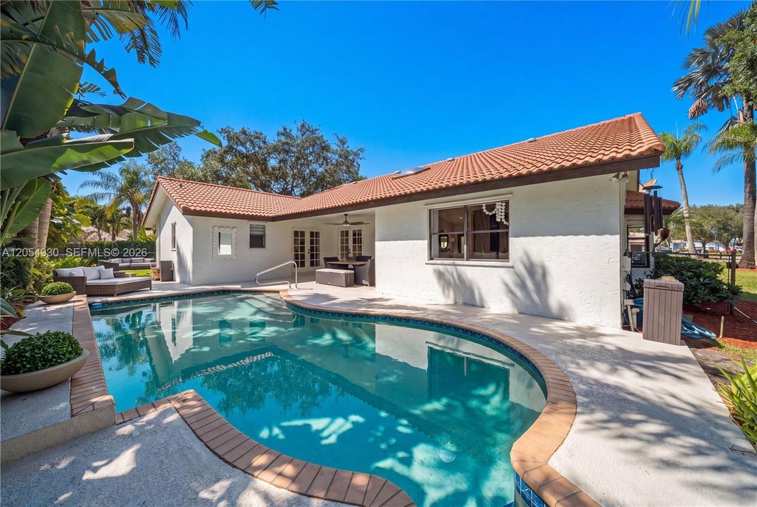 En Venta: $849,900 (4 camas, 2 baños, 0 Pies cuadrados)