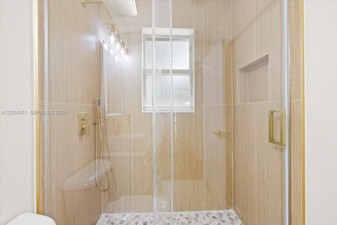В аренду: $4,850 (4 спален, 2 ванн, 2180 Квадратных фут)