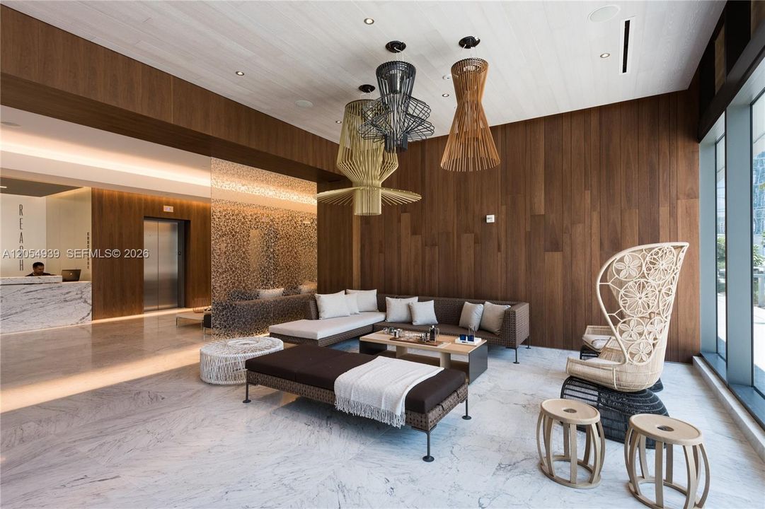На продажу: $850,000 (2 спален, 2 ванн, 1200 Квадратных фут)