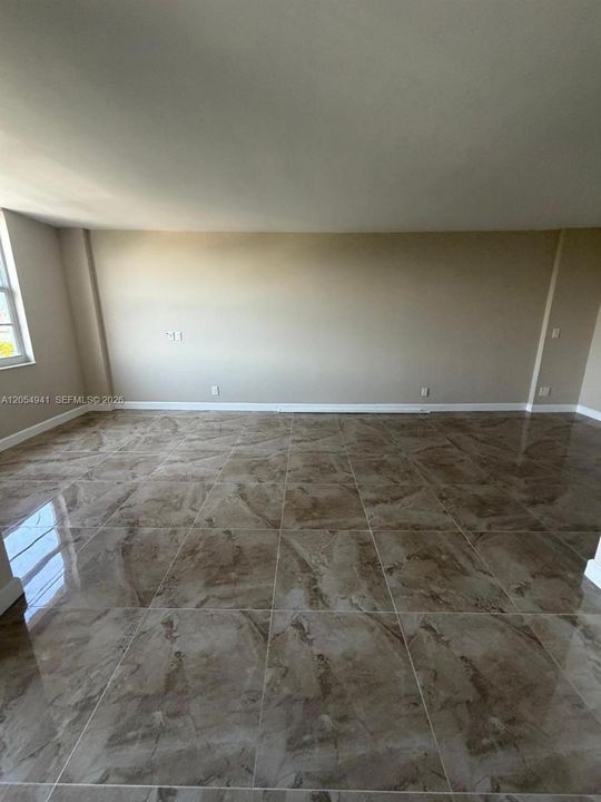 В аренду: $2,700 (2 спален, 2 ванн, 1020 Квадратных фут)