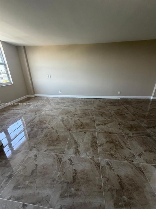 В аренду: $2,700 (2 спален, 2 ванн, 1020 Квадратных фут)