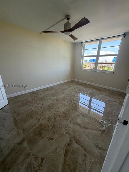 В аренду: $2,700 (2 спален, 2 ванн, 1020 Квадратных фут)