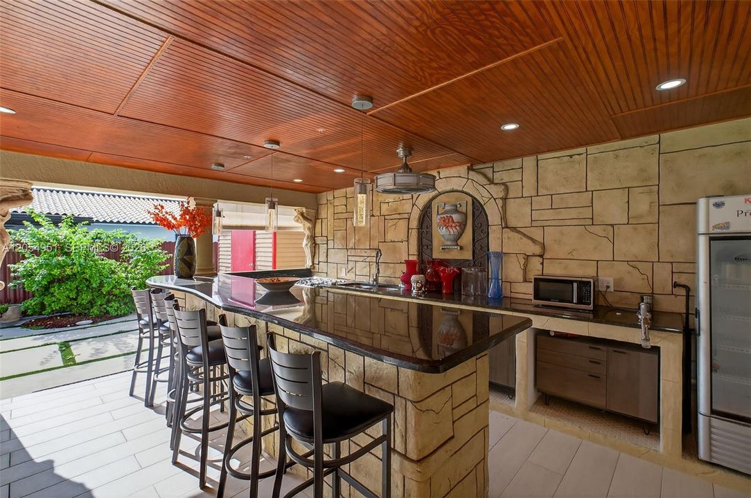 En Renta: $4,200 (3 camas, 2 baños, 1909 Pies cuadrados)