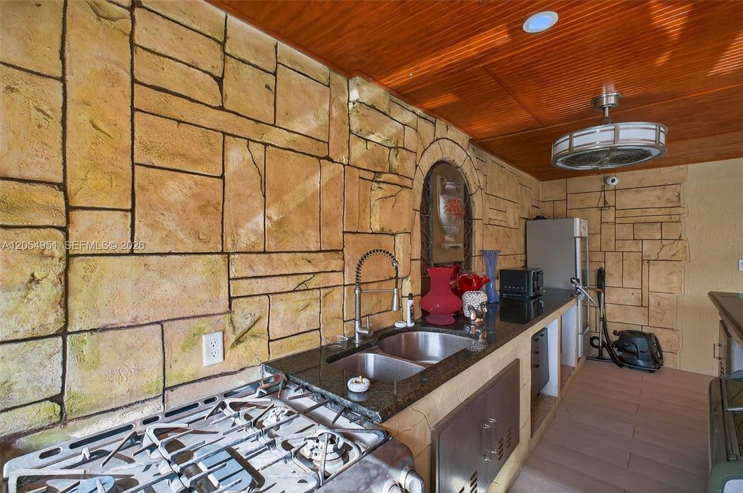 En Renta: $4,200 (3 camas, 2 baños, 1909 Pies cuadrados)