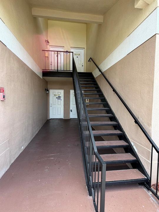 TOP FLOOR CONDO