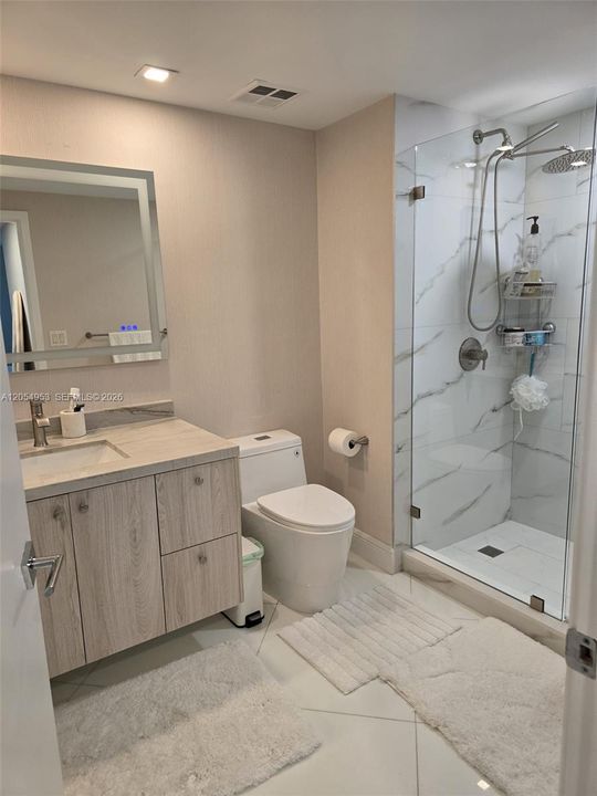 For Rent: $4,375 (2 beds, 2 baths, 1178 Square Feet)