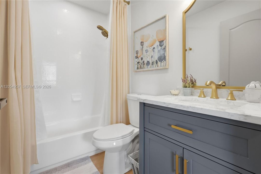 En Venta: $399,000 (2 camas, 2 baños, 1205 Pies cuadrados)