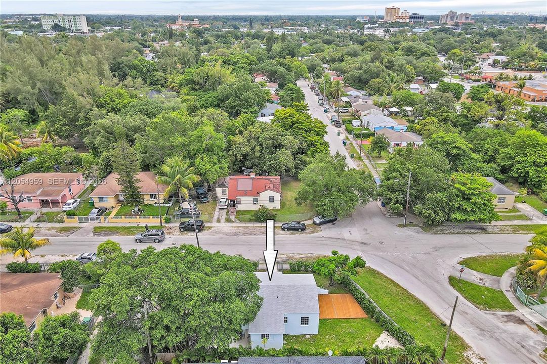 В аренду: $3,500 (3 спален, 2 ванн, 1086 Квадратных фут)