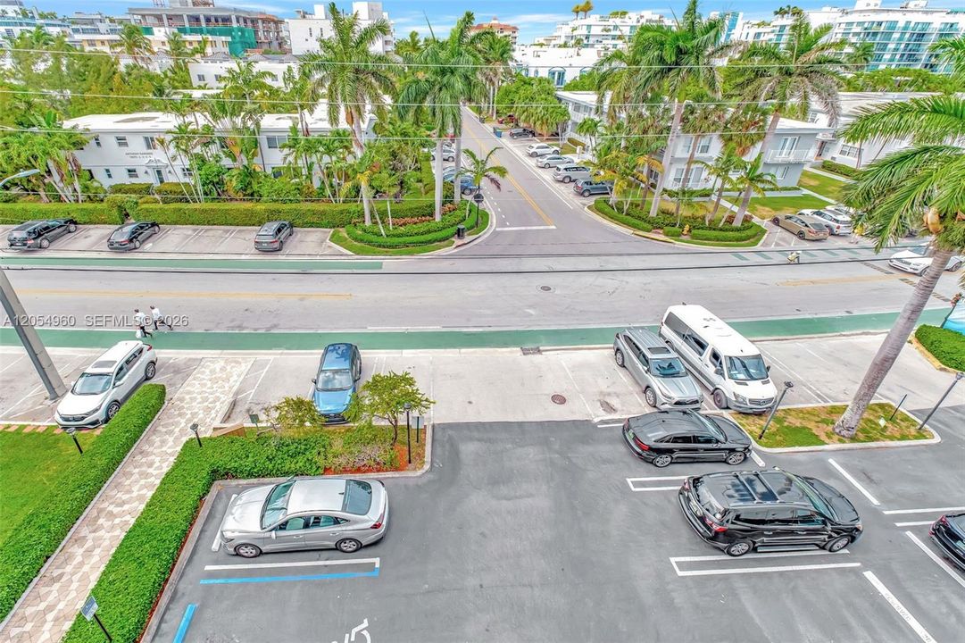 En Venta: $450,000 (2 camas, 2 baños, 1300 Pies cuadrados)