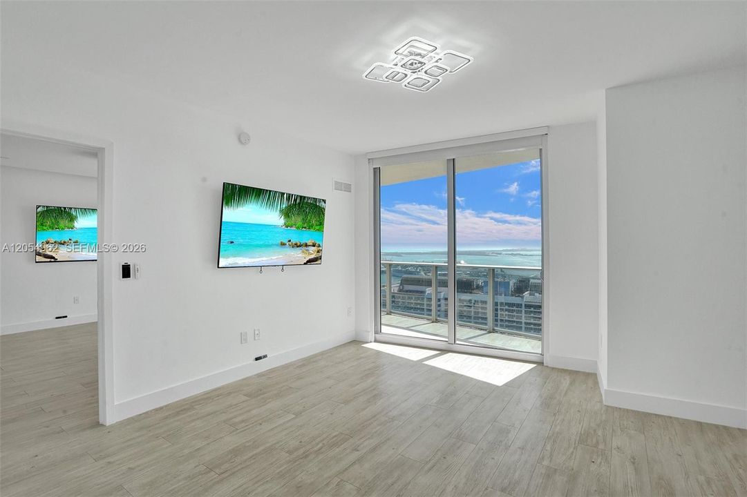 For Rent: $7,500 (3 beds, 3 baths, 1592 Square Feet)