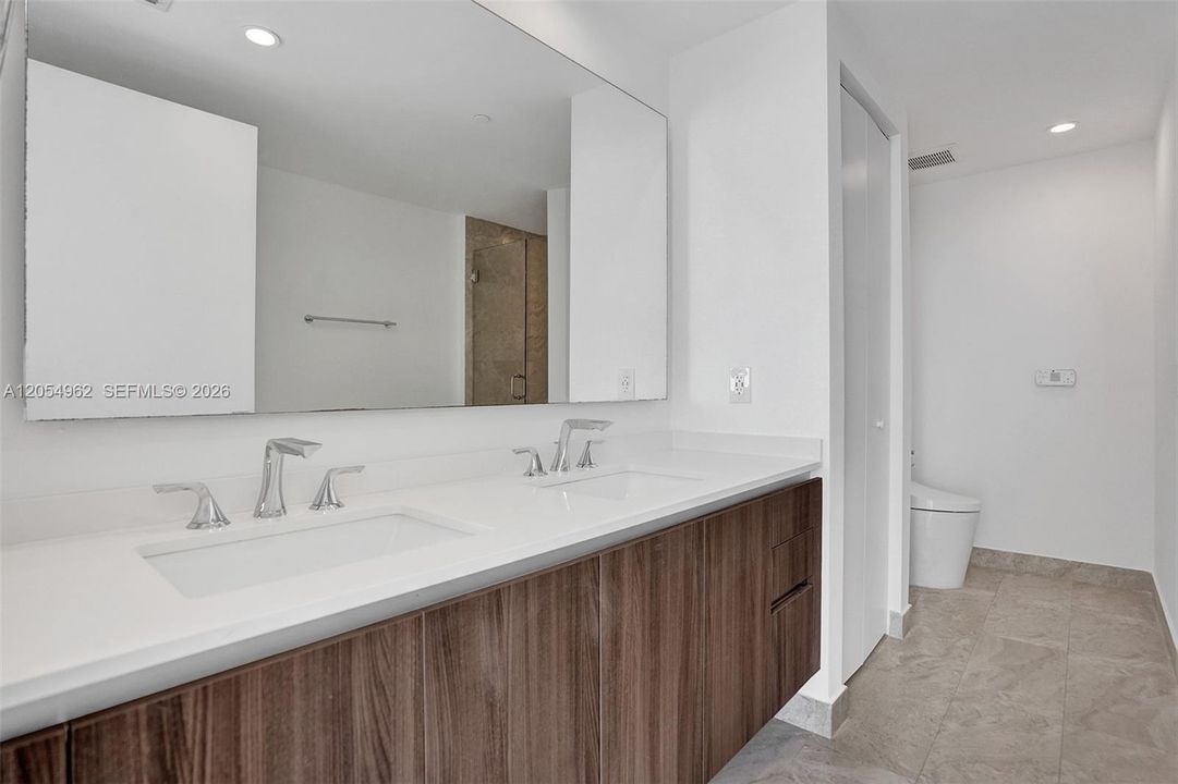 For Rent: $7,500 (3 beds, 3 baths, 1592 Square Feet)