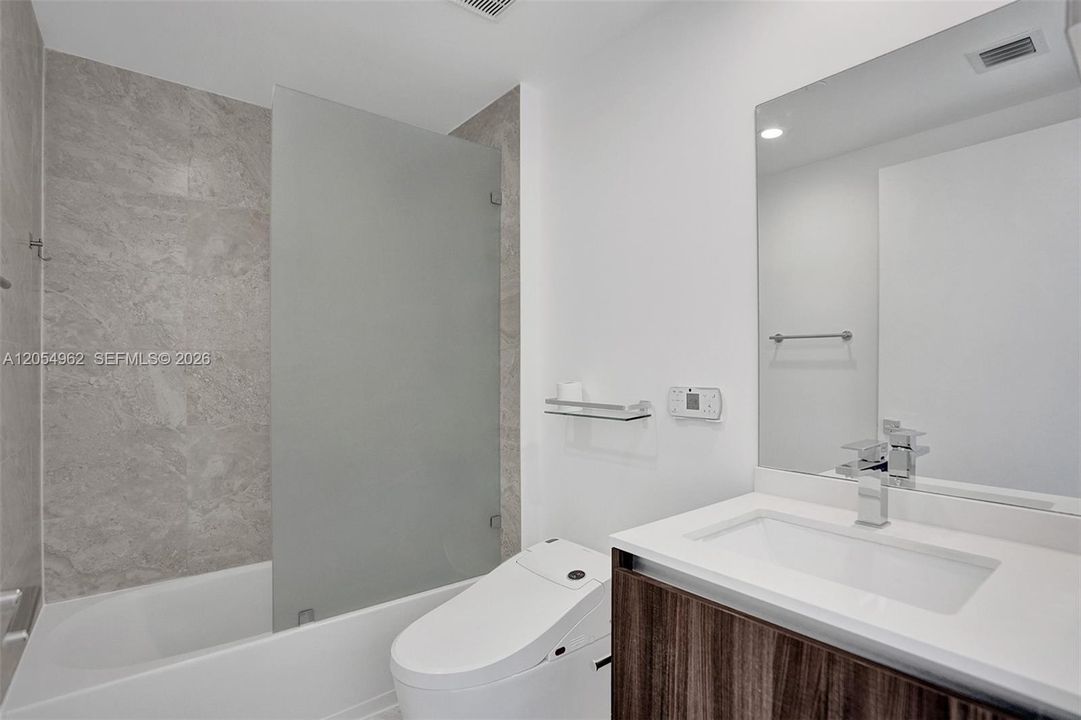 For Rent: $7,500 (3 beds, 3 baths, 1592 Square Feet)