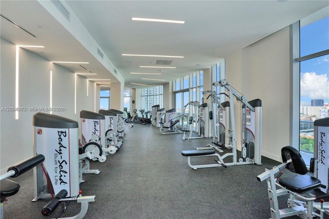 For Rent: $7,500 (3 beds, 3 baths, 1592 Square Feet)