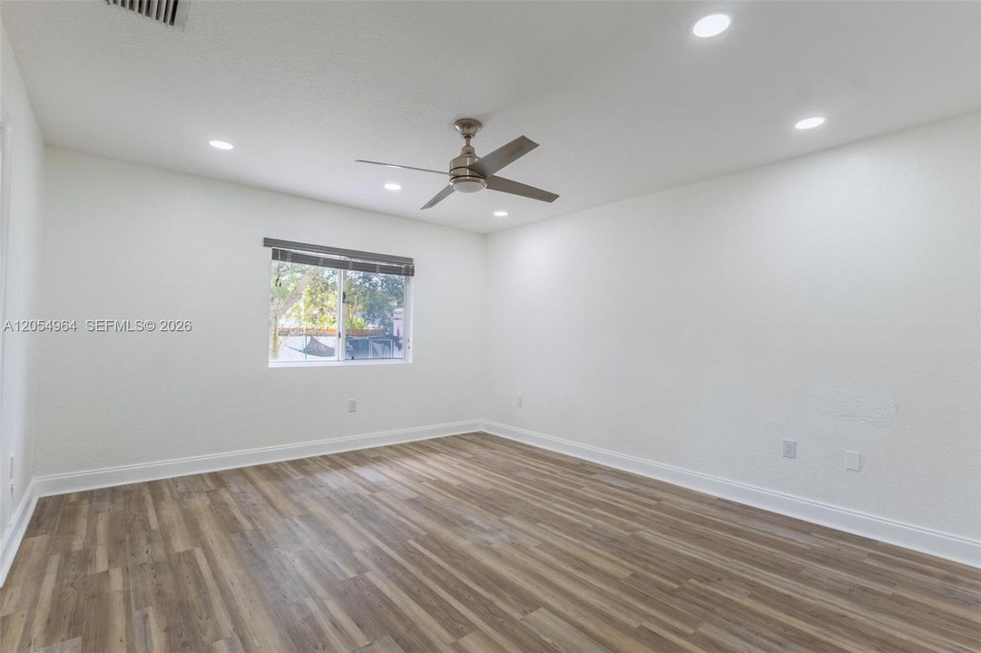 En Renta: $4,500 (3 camas, 2 baños, 1682 Pies cuadrados)