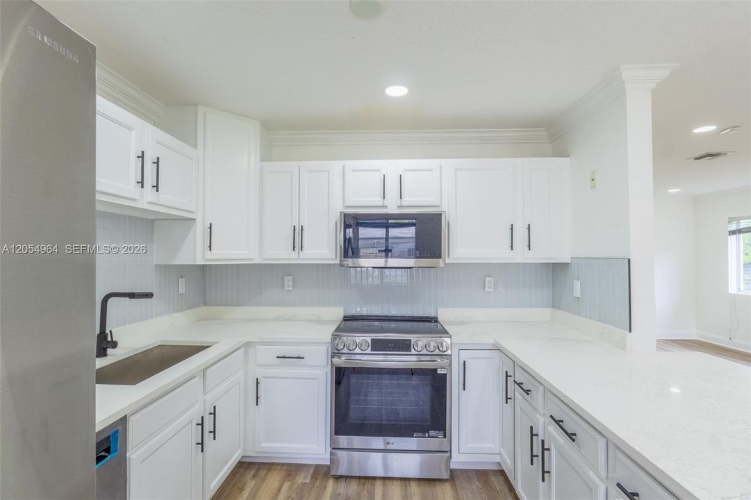 En Renta: $4,500 (3 camas, 2 baños, 1682 Pies cuadrados)