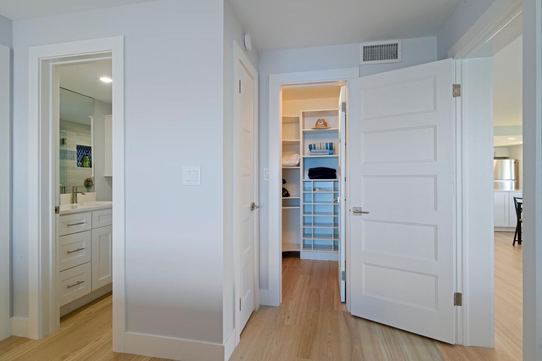 52 Yacht Club Dr Apt 309 North-large-023