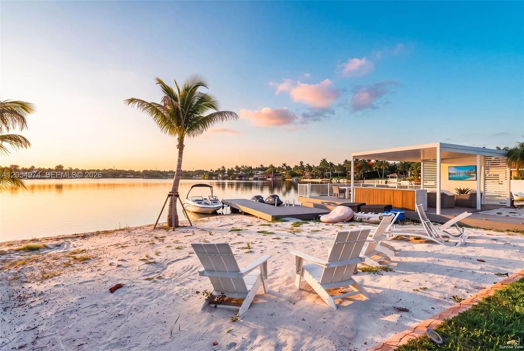En Venta: $3,200,000 (4 camas, 3 baños, 2663 Pies cuadrados)