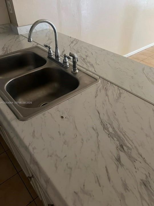 For Rent: $1,600 (3 beds, 2 baths, 0 Square Feet)