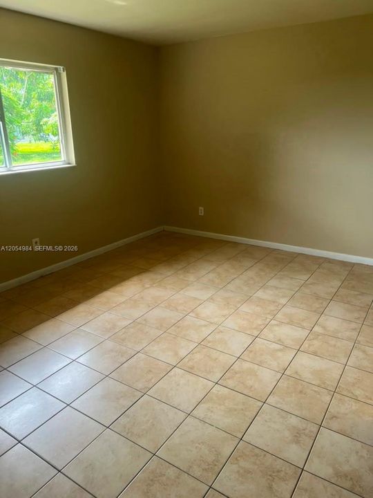 For Rent: $1,600 (3 beds, 2 baths, 0 Square Feet)