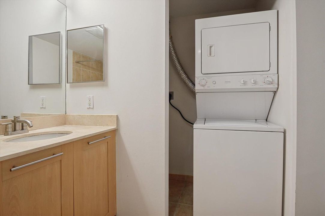 09-Steiner-511 SE 5th Ave #2115-9