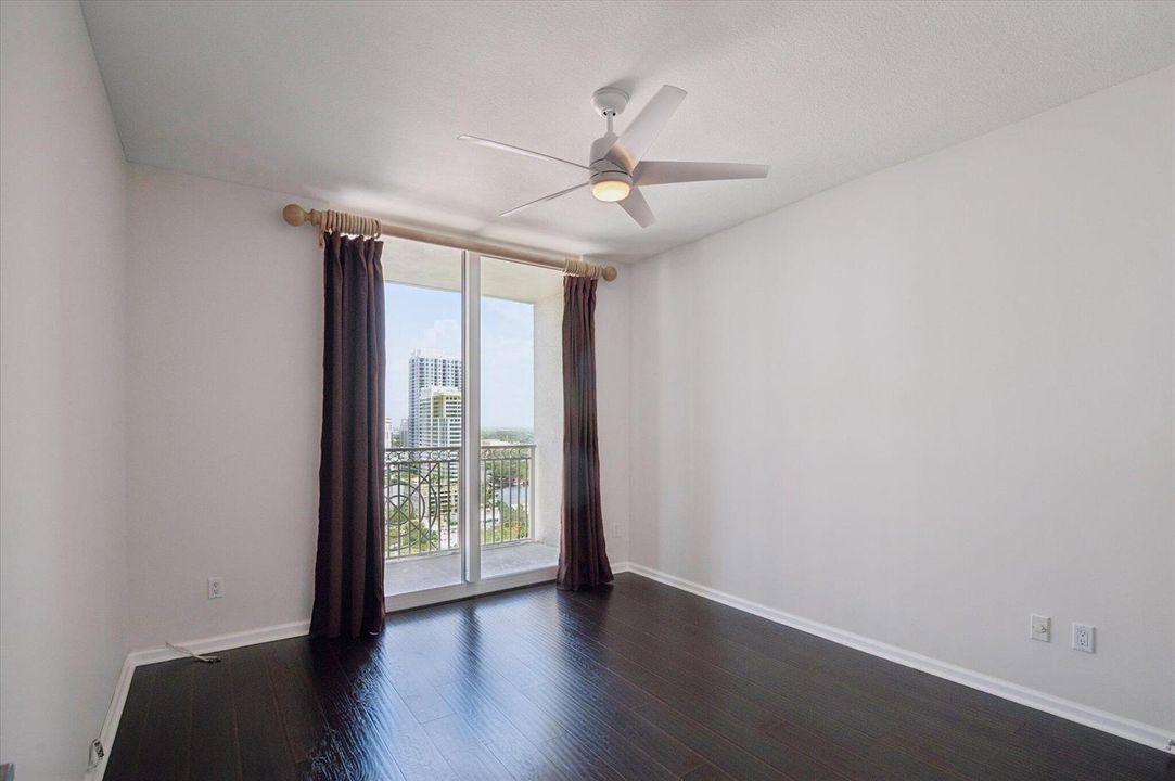 07-Steiner-511 SE 5th Ave #2115-7
