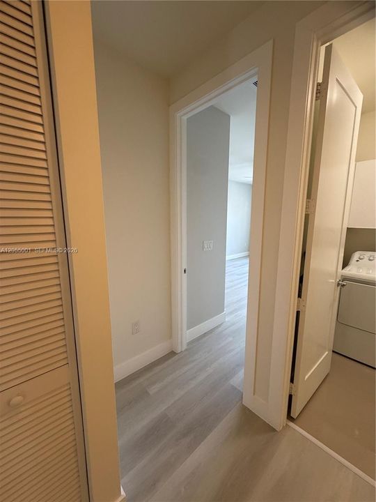 Activo con contrato: $4,500 (3 camas, 2 baños, 2317 Pies cuadrados)