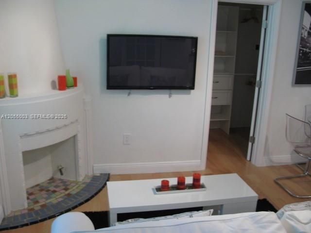 В аренду: $1,750 (1 спален, 1 ванн, 450 Квадратных фут)