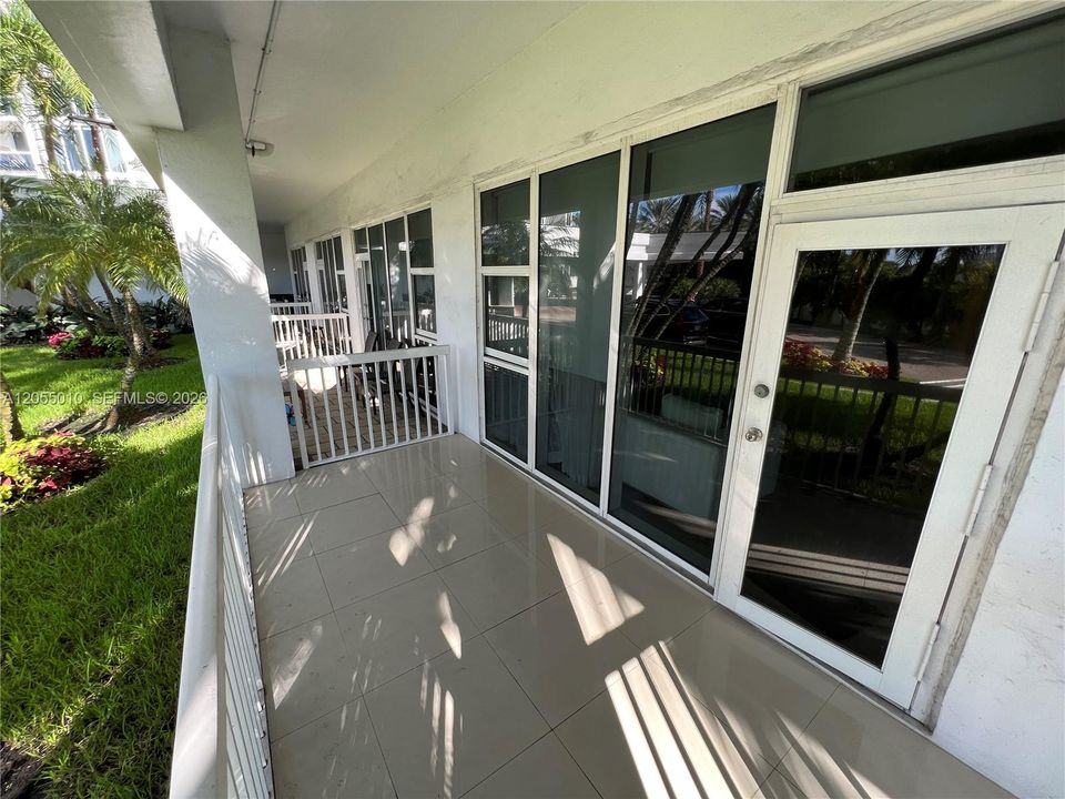En Venta: $440,000 (0 camas, 1 baños, 438 Pies cuadrados)