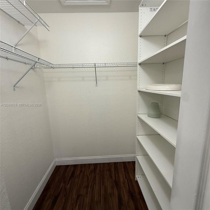En Venta: $369,900 (3 camas, 2 baños, 1260 Pies cuadrados)