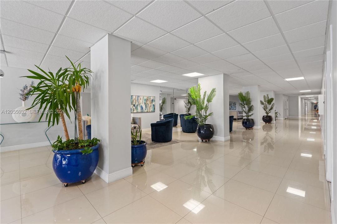 На продажу: $299,000 (2 спален, 2 ванн, 1218 Квадратных фут)