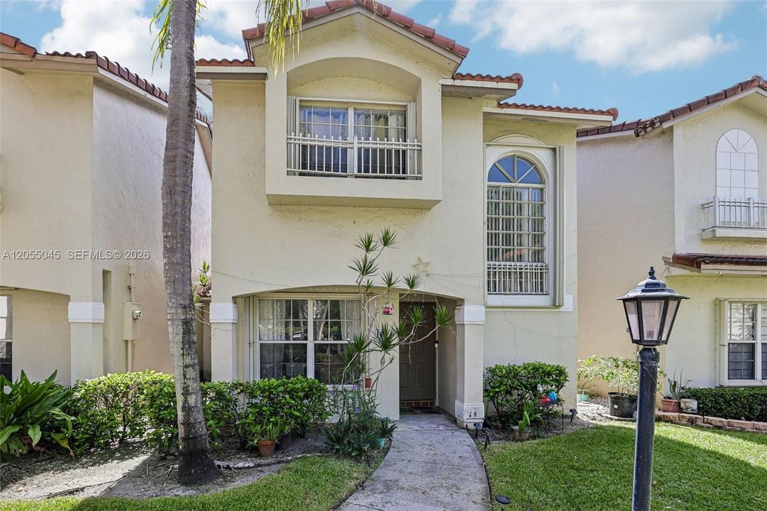 For Sale: $430,000 (3 beds, 2 baths, 1566 Square Feet)