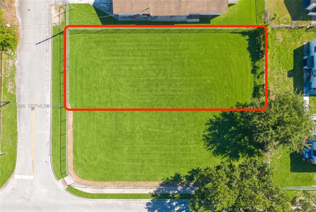 For Sale: $218,000 (5,555 sqft)