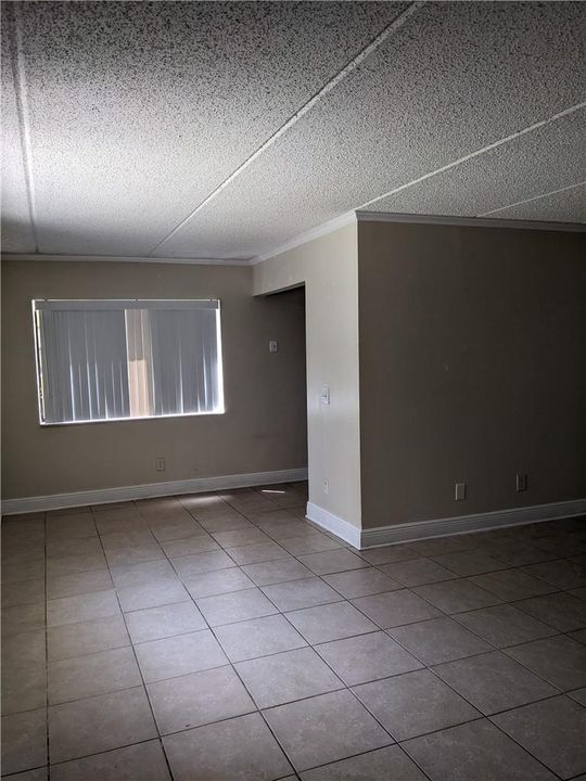 401 MEADOWS6