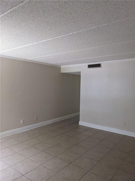 401 MEADOWS5