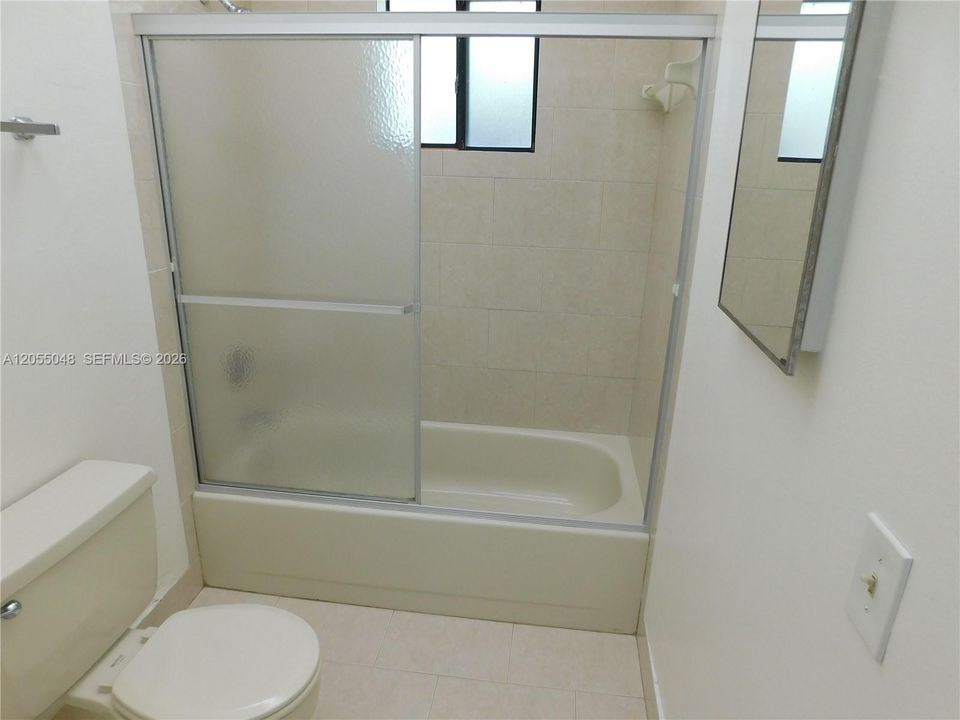 FULL BATH WITH TUB