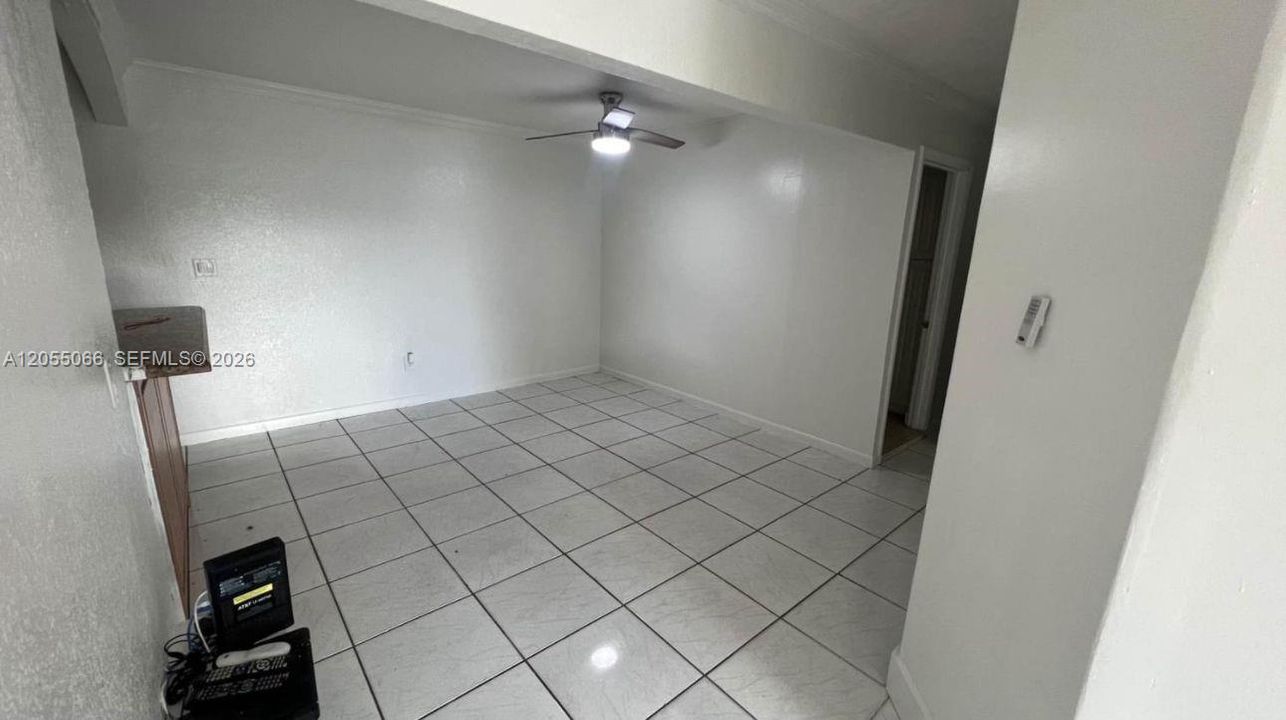 В аренду: $2,800 (3 спален, 2 ванн, 1782 Квадратных фут)
