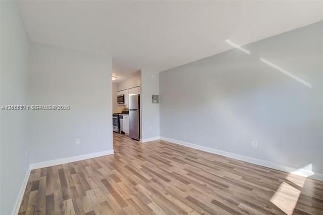 В аренду: $1,525 (0 спален, 1 ванн, 420 Квадратных фут)