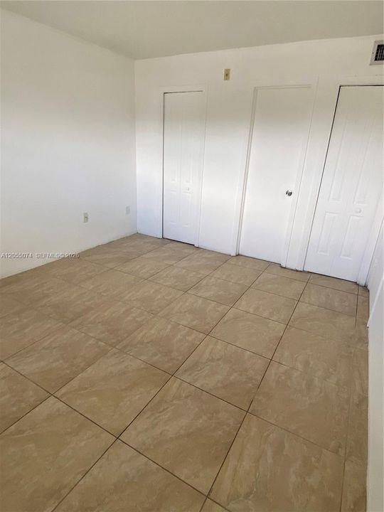 В аренду: $1,795 (1 спален, 1 ванн, 700 Квадратных фут)