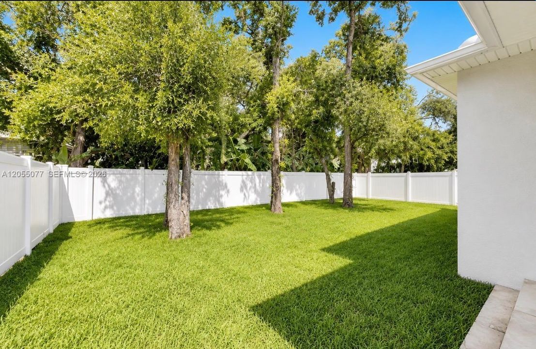 For Sale: $379,999 (3 beds, 2 baths, 1453 Square Feet)