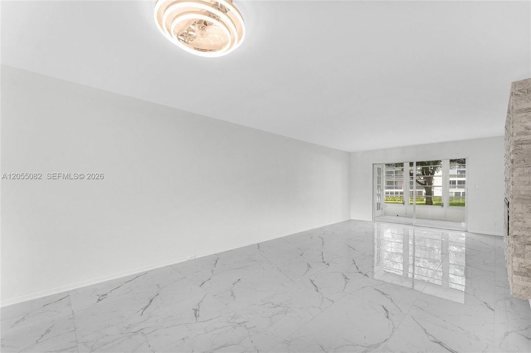 В аренду: $2,750 (2 спален, 2 ванн, 1156 Квадратных фут)