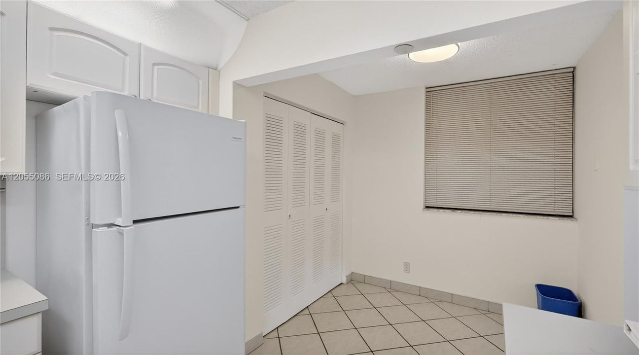 В аренду: $3,200 (3 спален, 2 ванн, 1337 Квадратных фут)