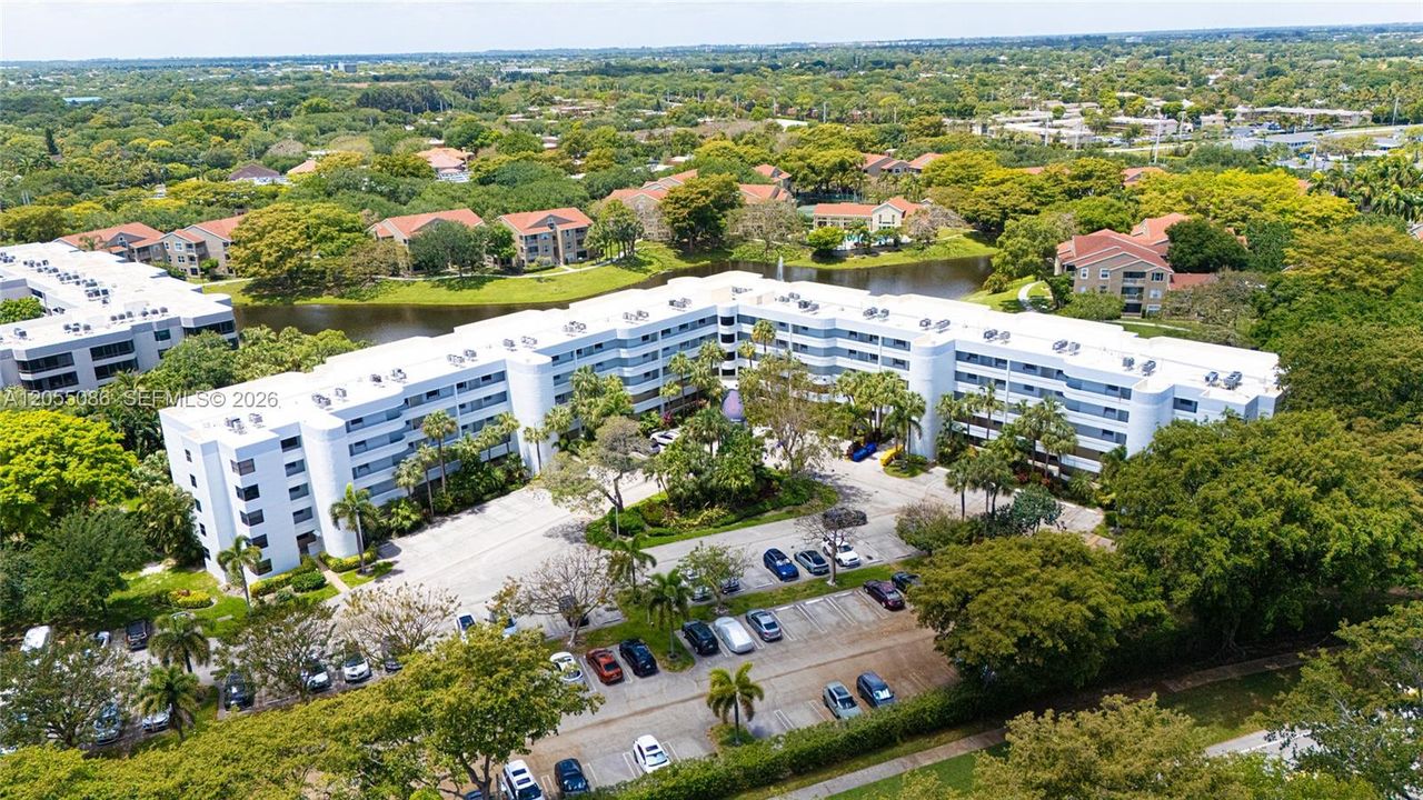 В аренду: $3,200 (3 спален, 2 ванн, 1337 Квадратных фут)