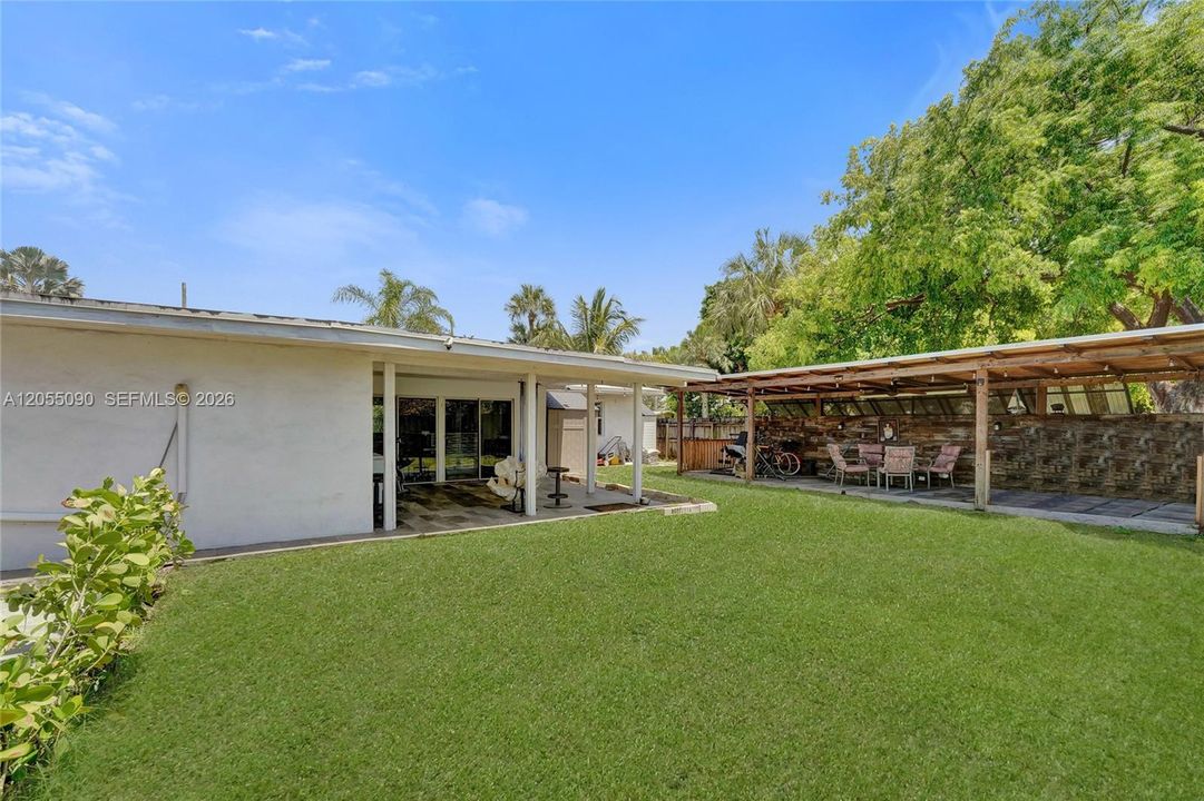 En Venta: $639,900 (4 camas, 3 baños, 1436 Pies cuadrados)