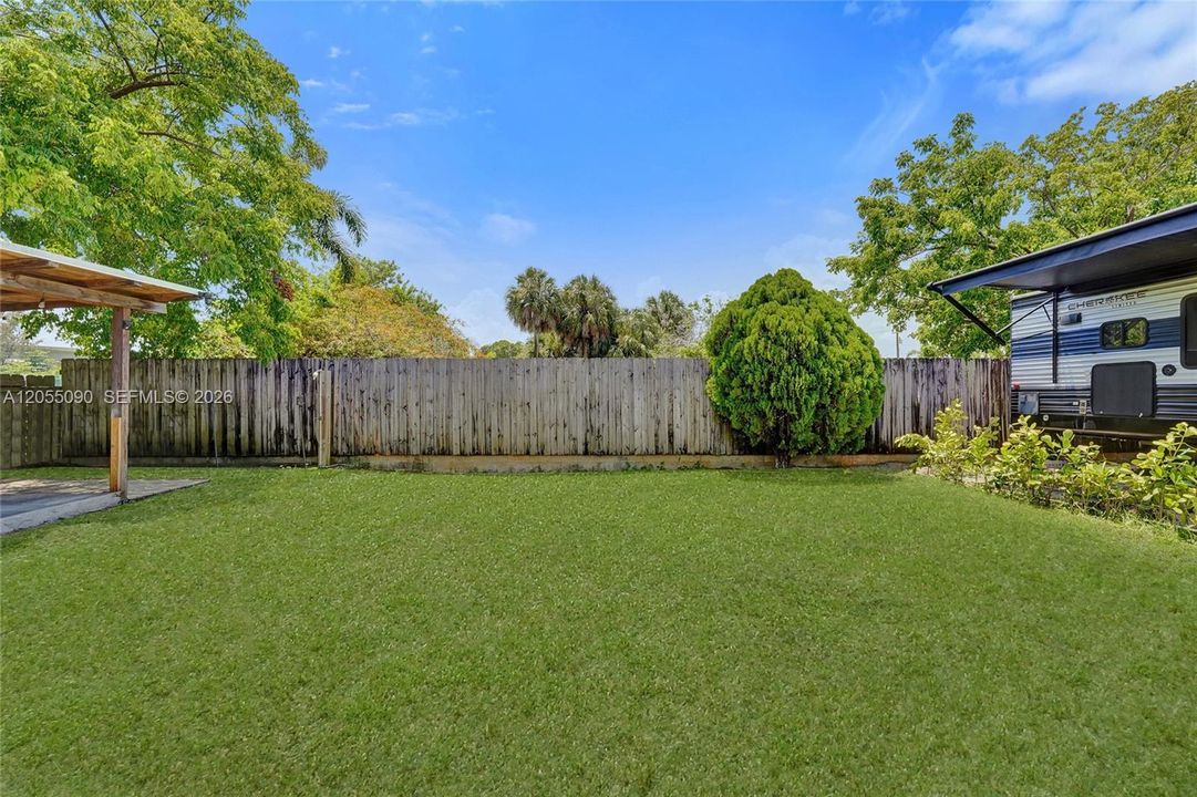 En Venta: $639,900 (4 camas, 3 baños, 1436 Pies cuadrados)