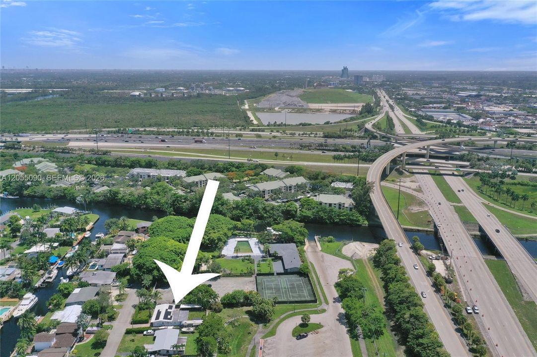 En Venta: $639,900 (4 camas, 3 baños, 1436 Pies cuadrados)