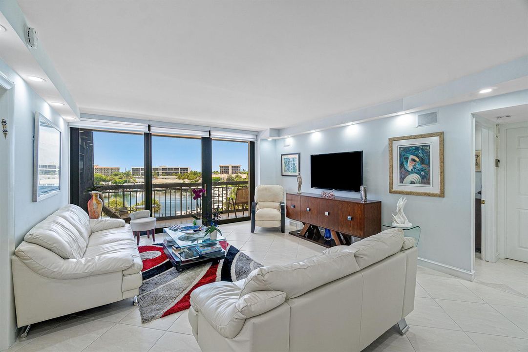 007-2697NorthOceanBoulevard-F507-BocaRat