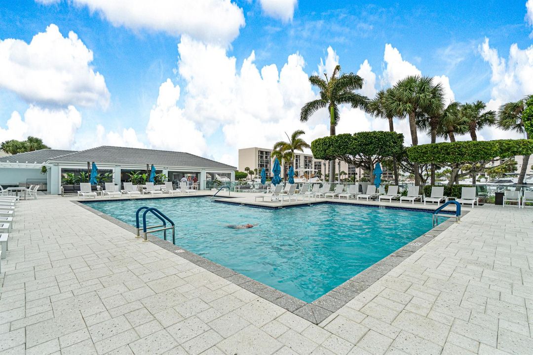 042-2697NorthOceanBoulevard-F507-BocaRat