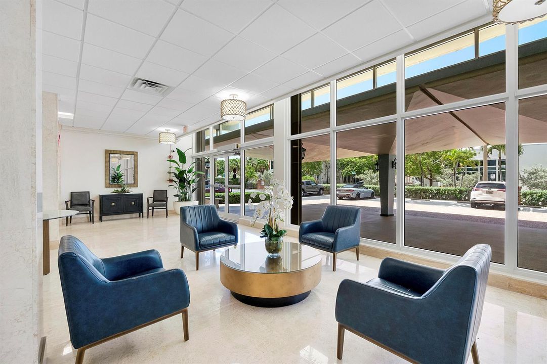 305 N Pompano Beach Blvd u804_053
